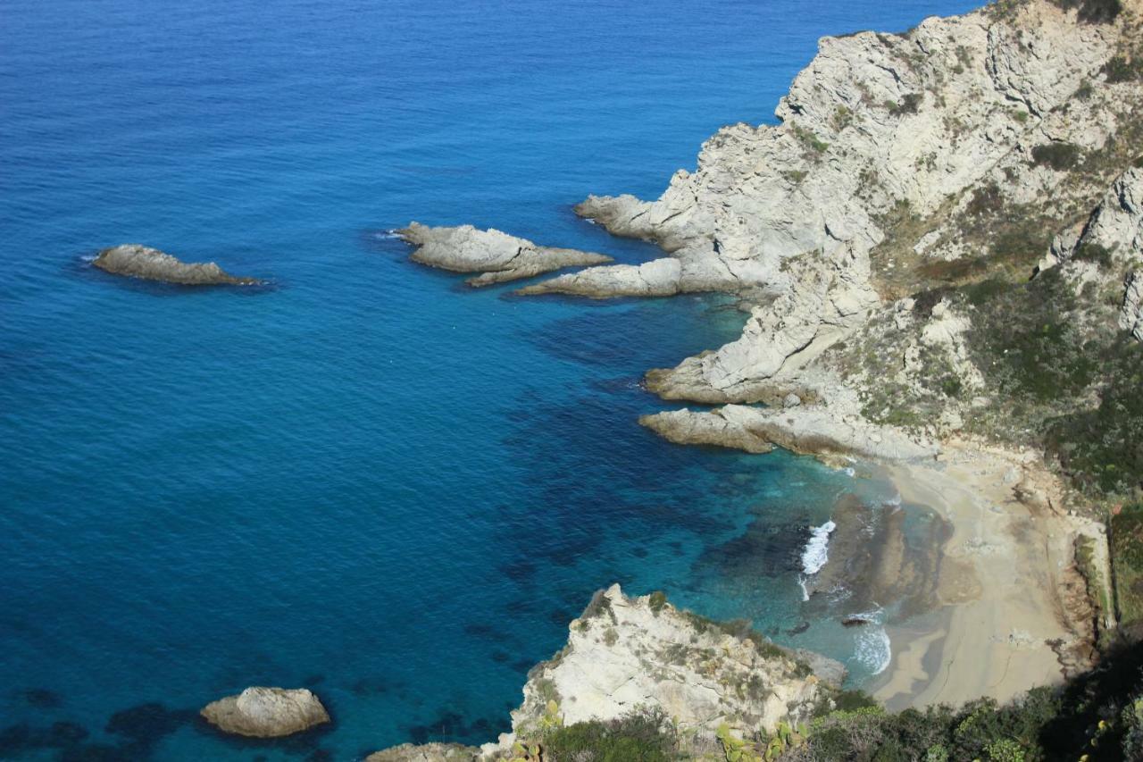 Villaggio Tramonto Capo Vaticano Esterno foto