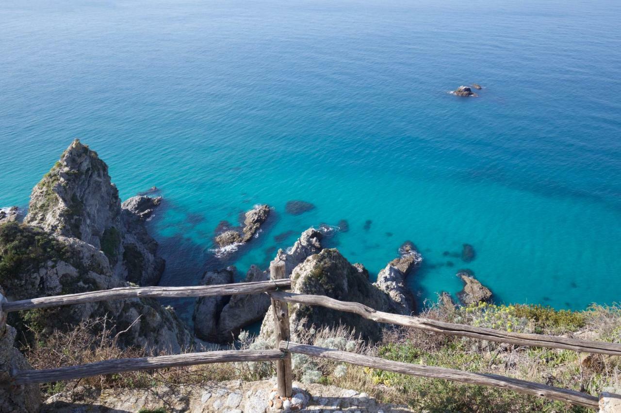 Villaggio Tramonto Capo Vaticano Esterno foto